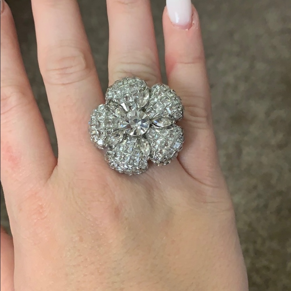 Kate Spade Size 7 Rhinestone Floral Ring